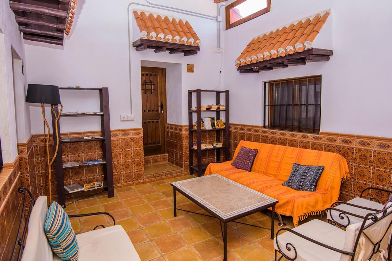 Bed and Breakfast Cortijo 4 Elementos à Lucainena de las Torres Extérieur photo